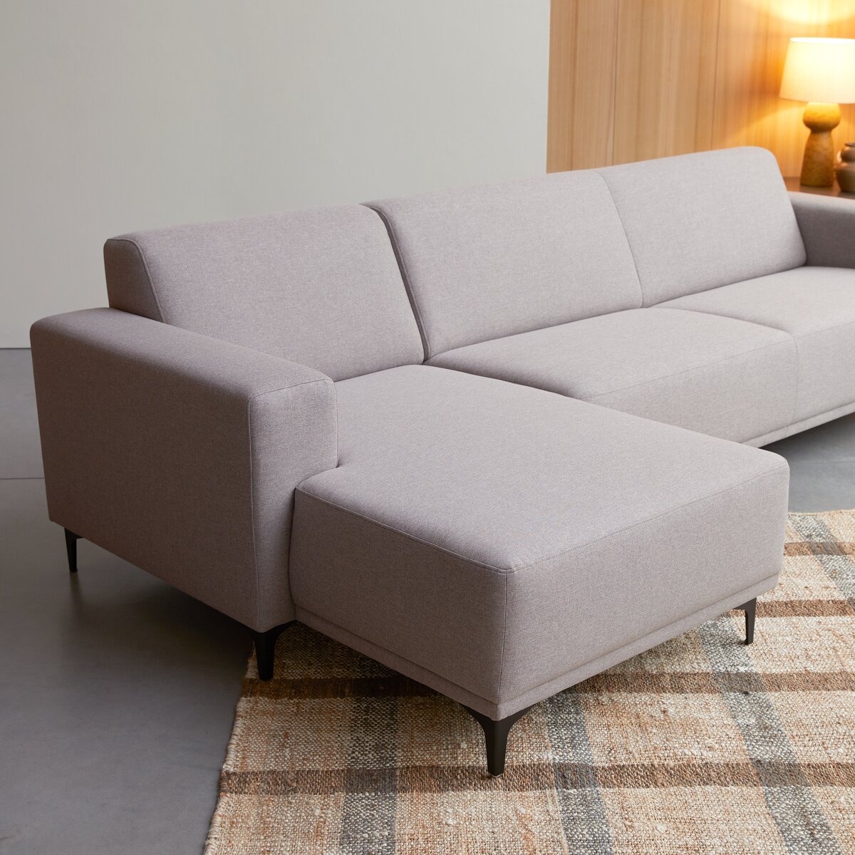 Lars - Ecksofa mit Eckelement links und grauem Stoffbezug 300 x 150 cm Lars - Ecksofa mit Eckelement links und grauem Stoffbezug 300 x 150 cm