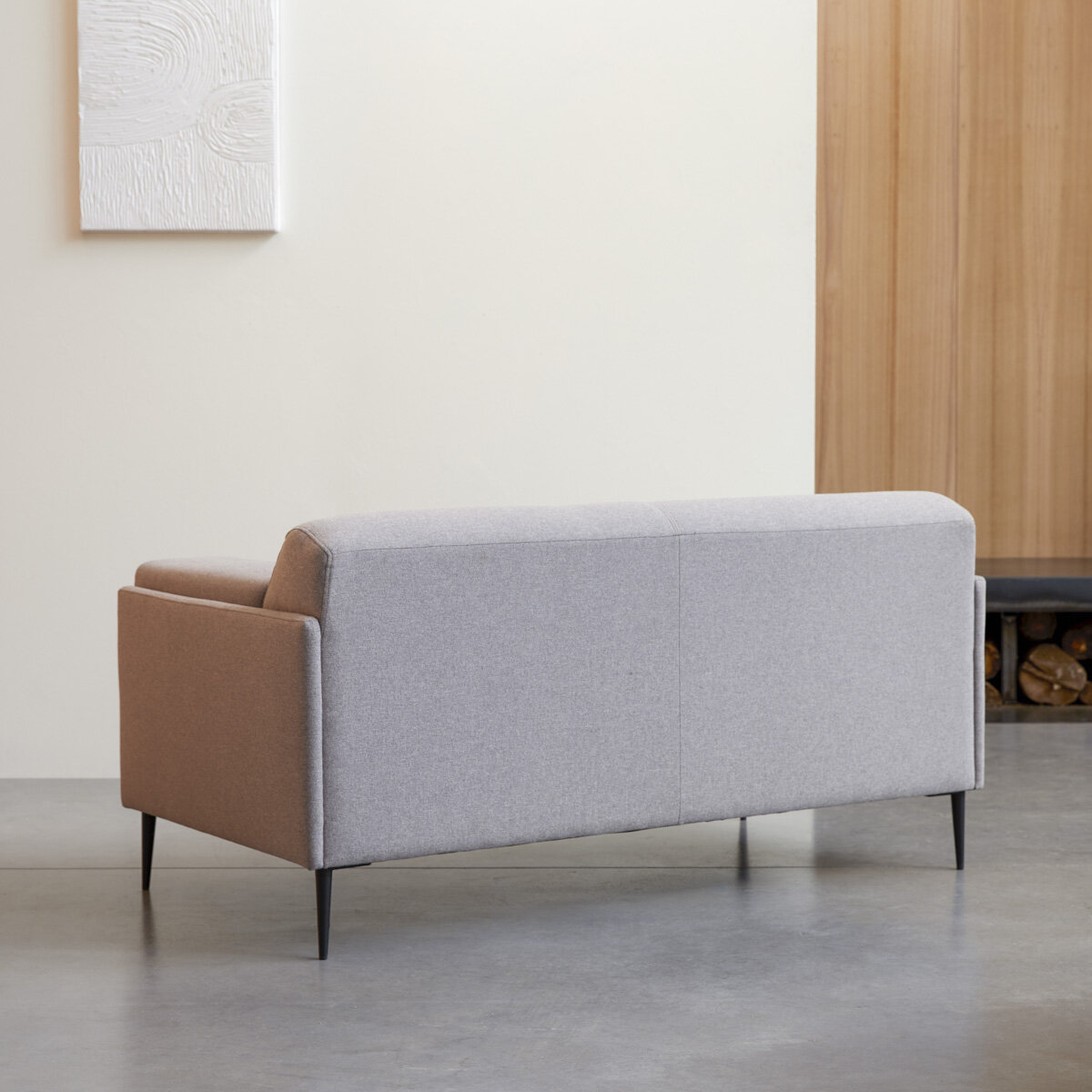Finn - 2-3-Sitzer-Sofa mit grauem Stoffbezug Finn - 2-3-Sitzer-Sofa mit grauem Stoffbezug