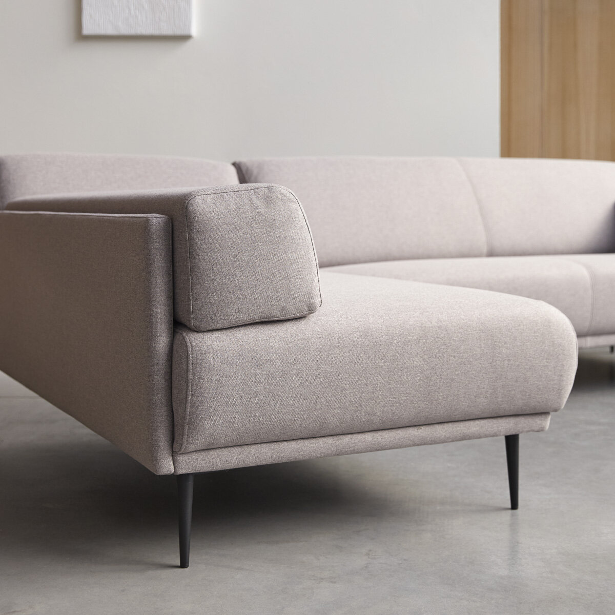 Finn - Ecksofa mit Eckelement links und grauem Stoffbezug 270 x 180 cm Finn - Ecksofa mit Eckelement links und grauem Stoffbezug 270 x 180 cm