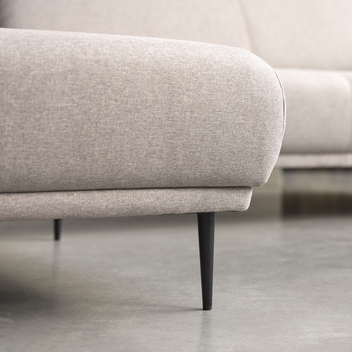 Finn - Ecksofa mit Eckelement links und grauem Stoffbezug 270 x 180 cm Finn - Ecksofa mit Eckelement links und grauem Stoffbezug 270 x 180 cm