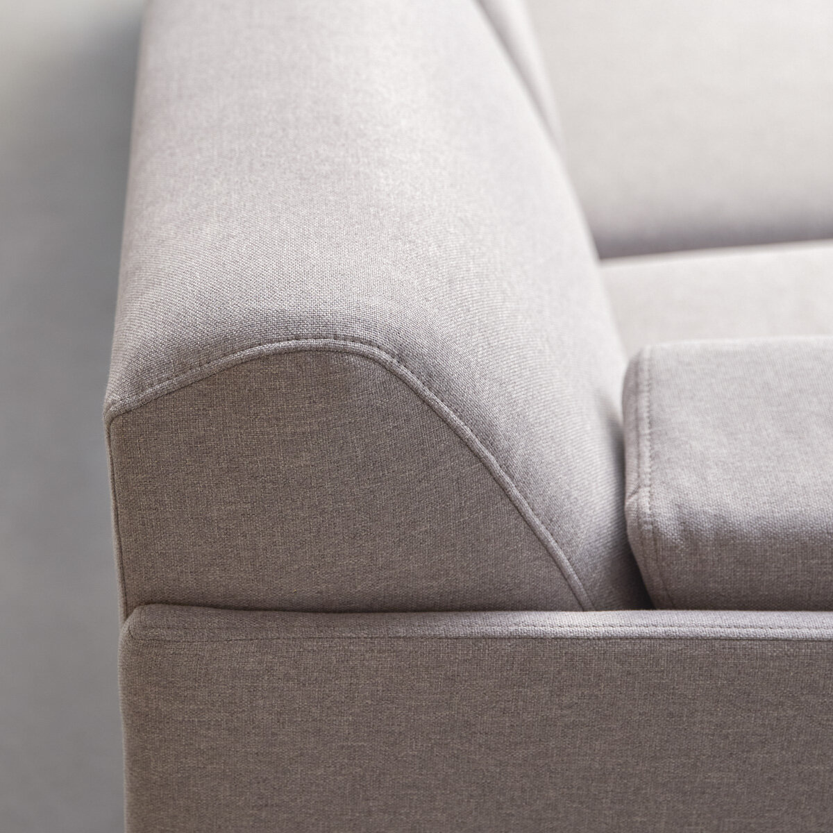 Finn - Ecksofa mit Eckelement links und grauem Stoffbezug 270 x 180 cm Finn - Ecksofa mit Eckelement links und grauem Stoffbezug 270 x 180 cm