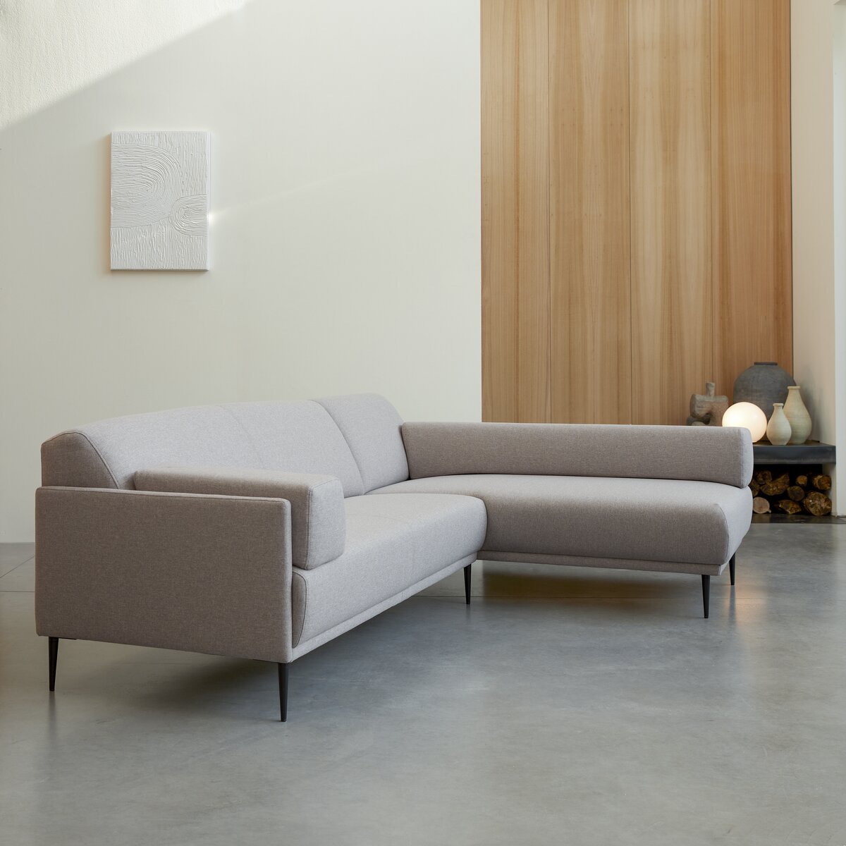 Finn - Ecksofa mit Eckelement rechts und grauem Stoffbezug 270 × 180 cm Finn - Ecksofa mit Eckelement rechts und grauem Stoffbezug 270 × 180 cm