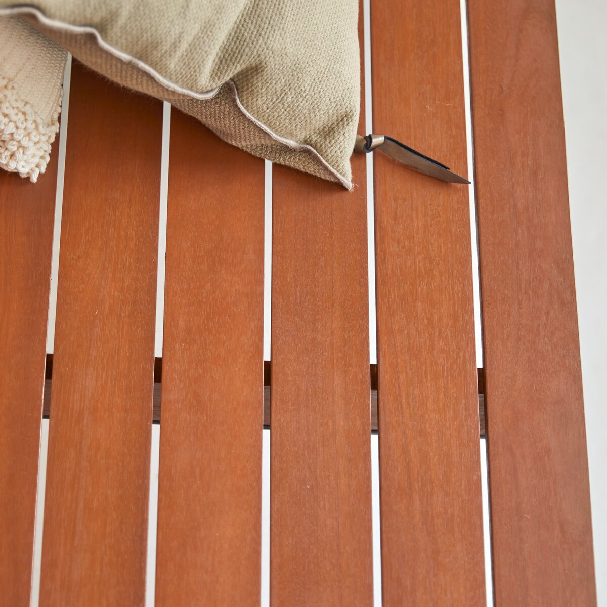Key Wood - Banc de jardin en acacia massif 3 places Key Wood - Banc de jardin en acacia massif 3 places