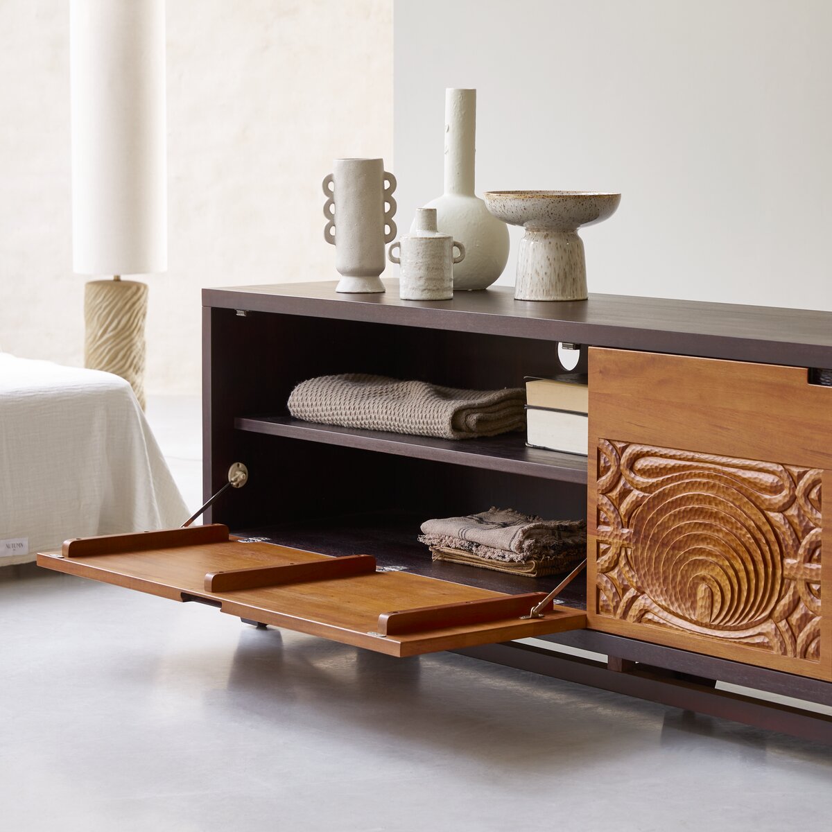 Frida - Mueble de TV de caoba maciza 200 cm Frida - Mueble de TV de caoba maciza 200 cm