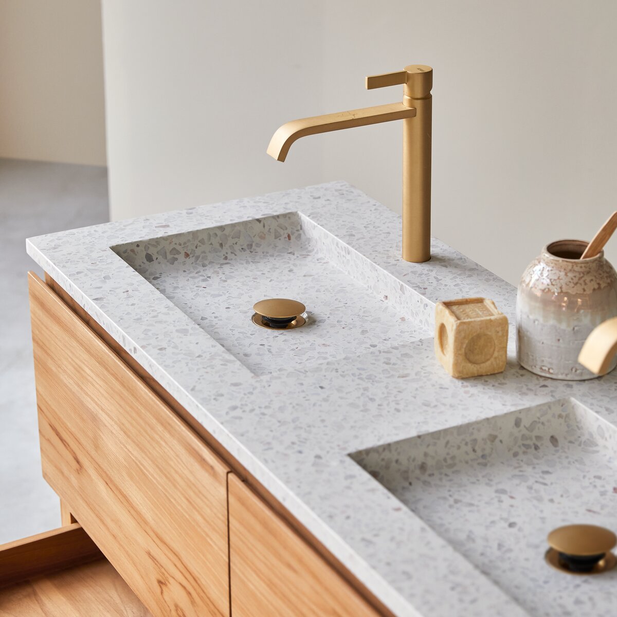 Edgar - Moon 120 cm solid teak and premium terrazzo vanity unit Edgar - Moon 120 cm solid teak and premium terrazzo vanity unit