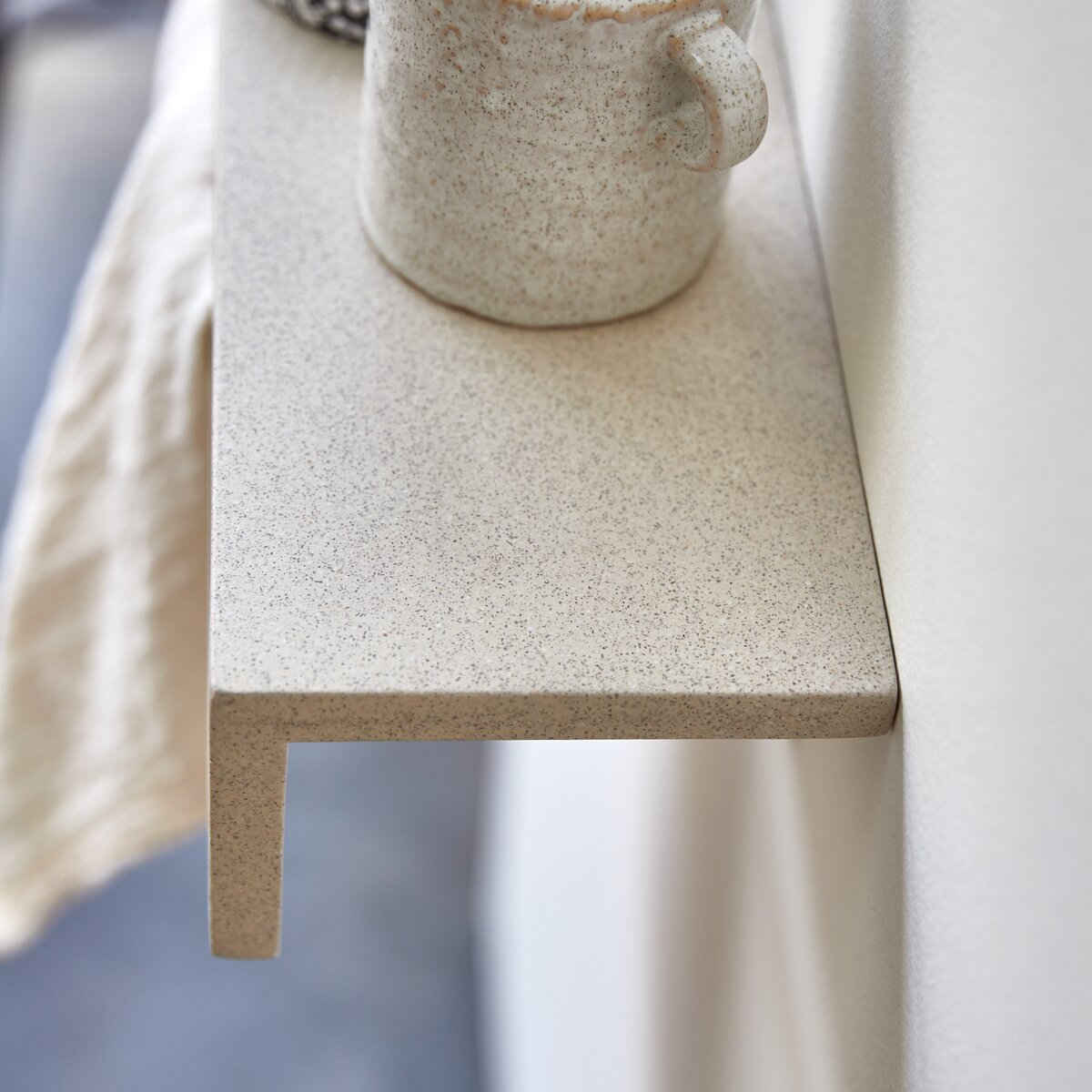 Clea - Porte serviette mural en terrazzo cream Clea - Porte serviette mural en terrazzo cream