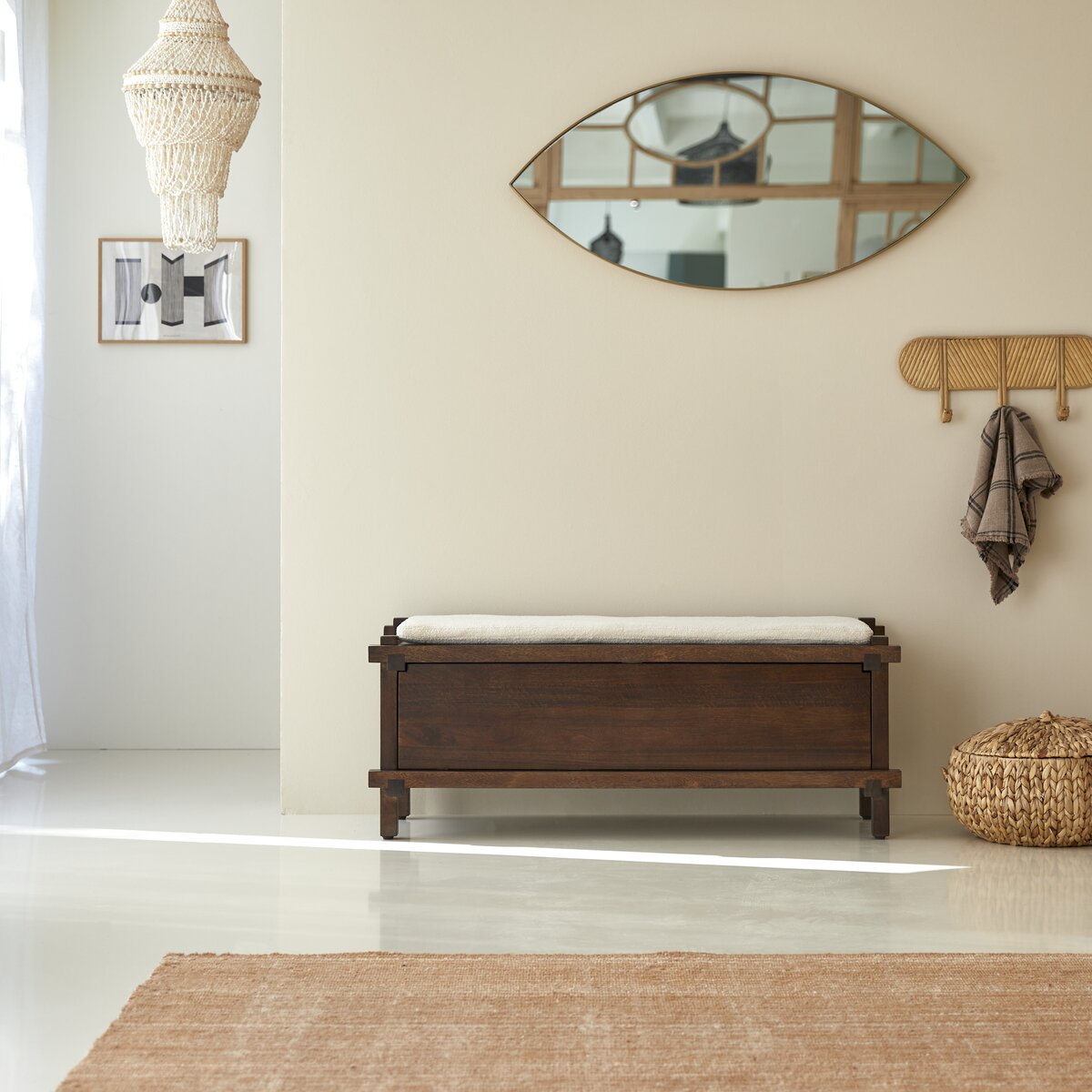 Arko - Mueble zapatero de madera maciza de mango Arko - Mueble zapatero de madera maciza de mango