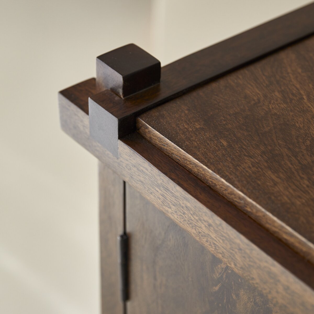 Arko - Buffet en manguier massif 190 cm Arko - Buffet en manguier massif 190 cm