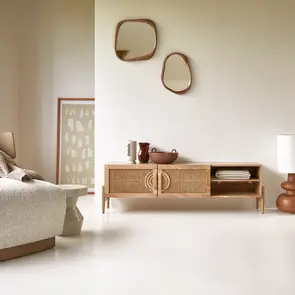 Sina - Mueble de TV de mango macizo y ratán 145 cm