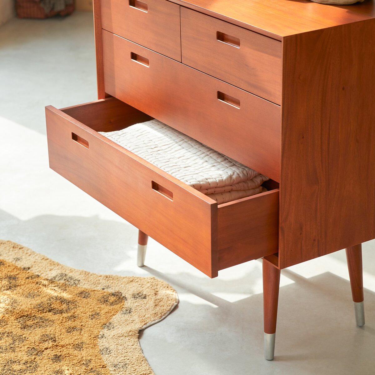 Magda 50's - Commode enfant en acajou massif Magda 50's - Commode enfant en acajou massif