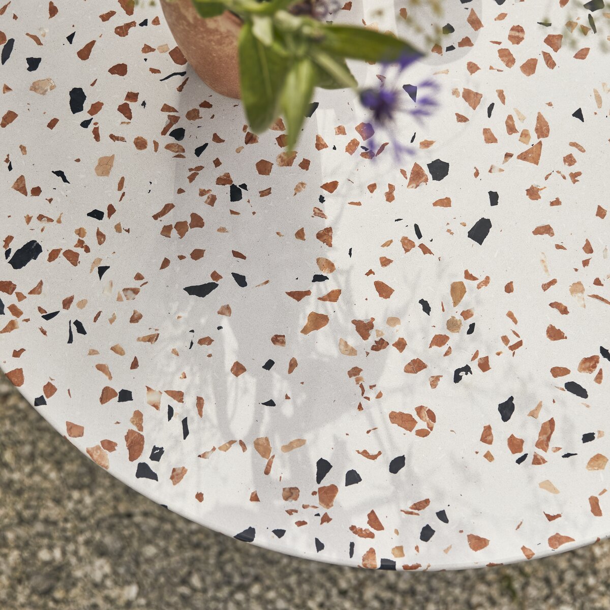 Elio - Elio brown premium terrazzo and metal round garden table, seats 4. Elio - Elio brown premium terrazzo and metal round garden table, seats 4.