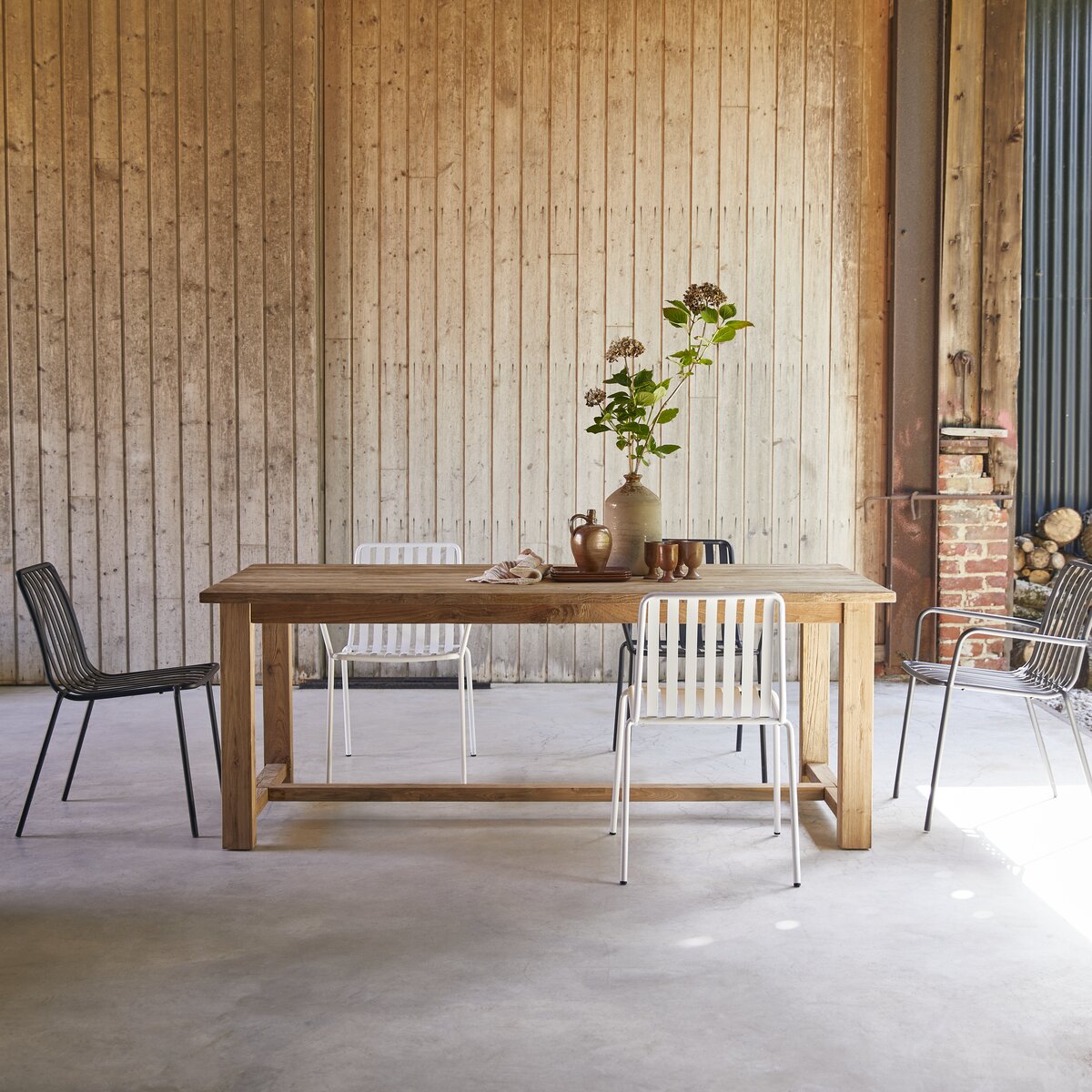 Table en teck recyclé massif extensible 12 pers.