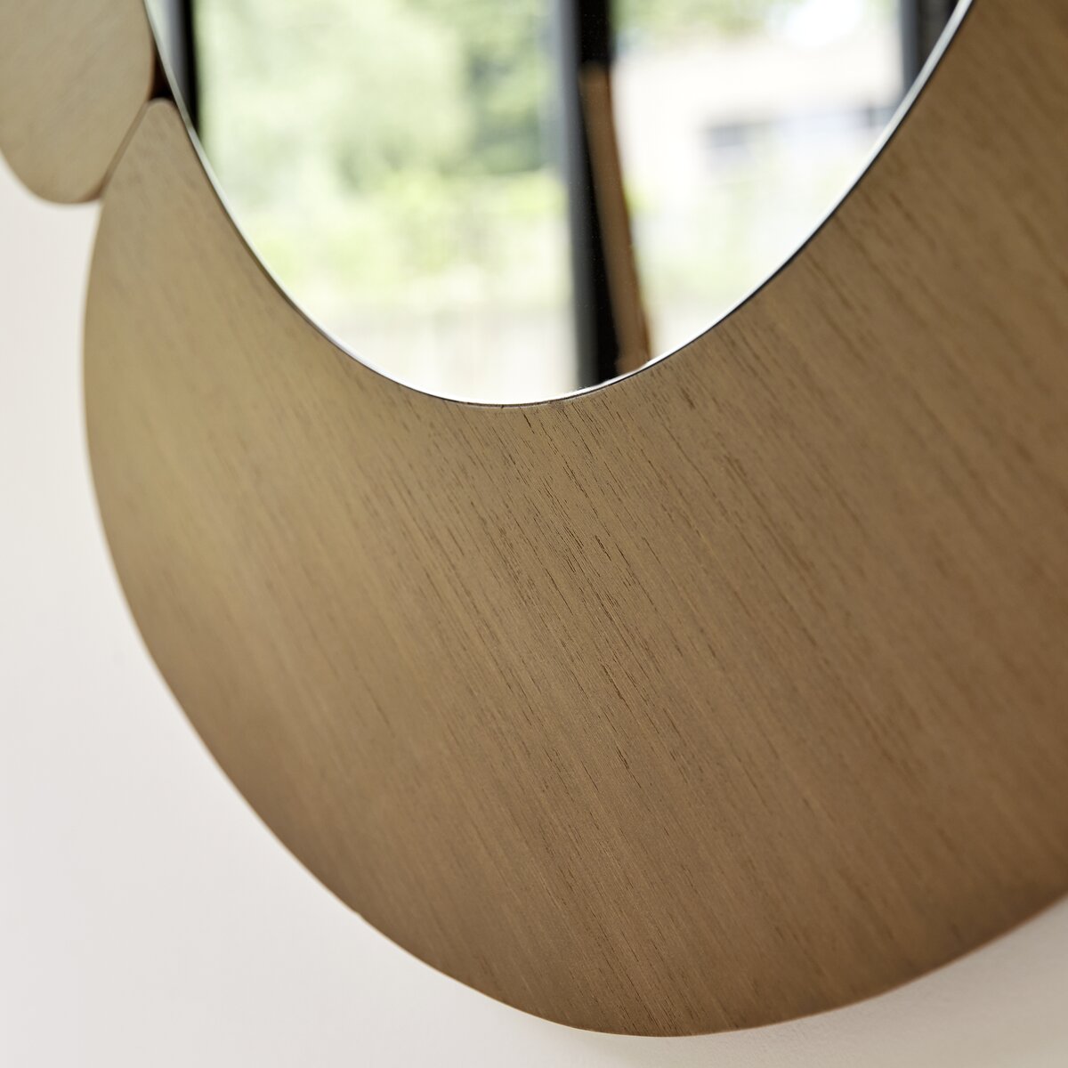 Sara - Light mindi wood mirror 110x110 cm Sara - Light mindi wood mirror 110x110 cm