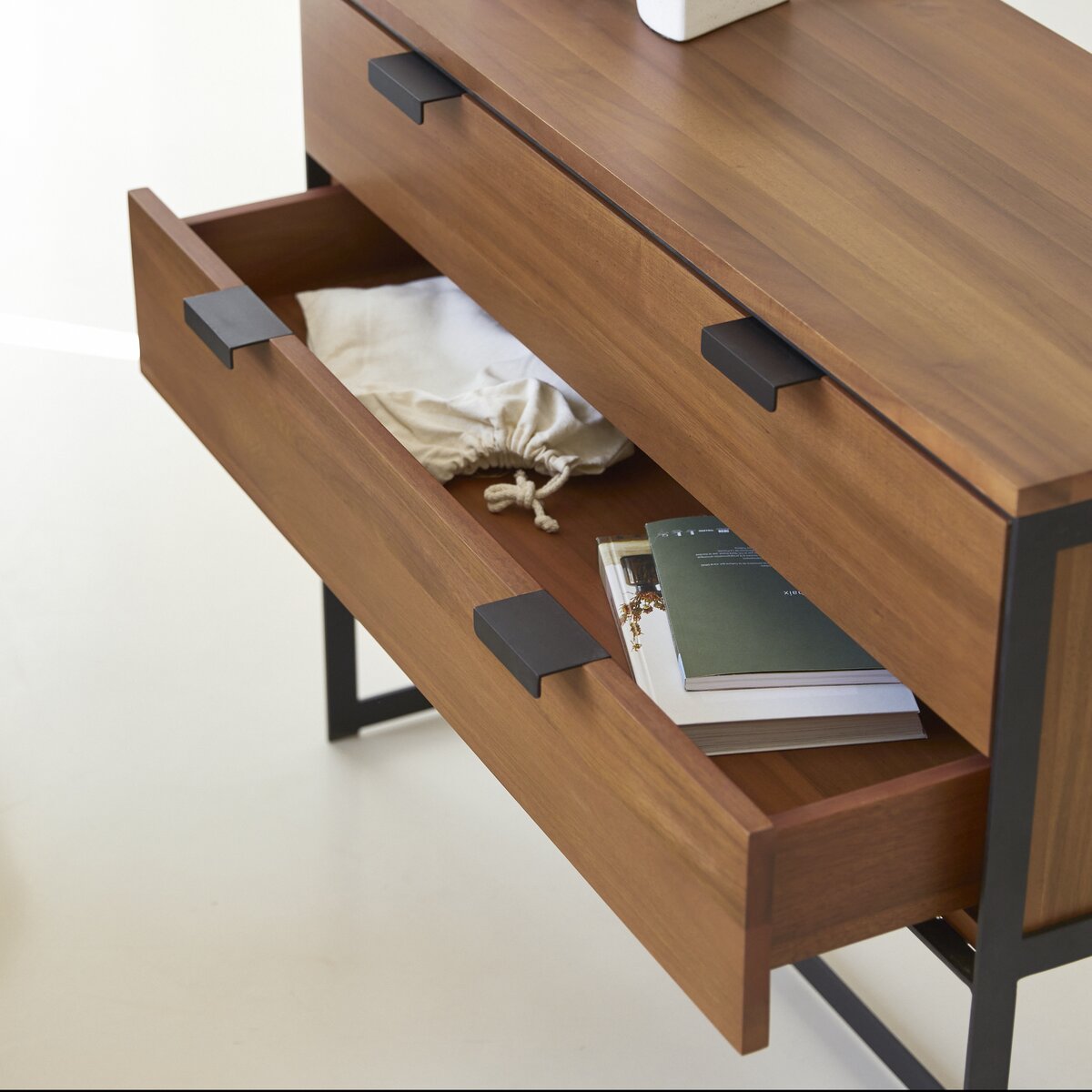 Urban - Console en acacia massif et métal Urban - Console en acacia massif et métal