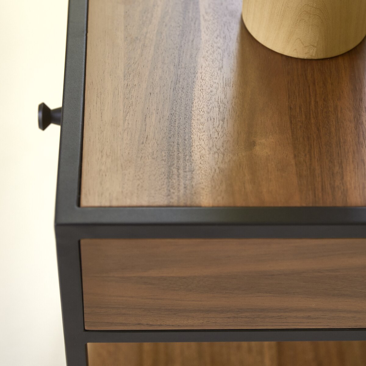 Agra - Solid acacia and metal bedside table Agra - Solid acacia and metal bedside table