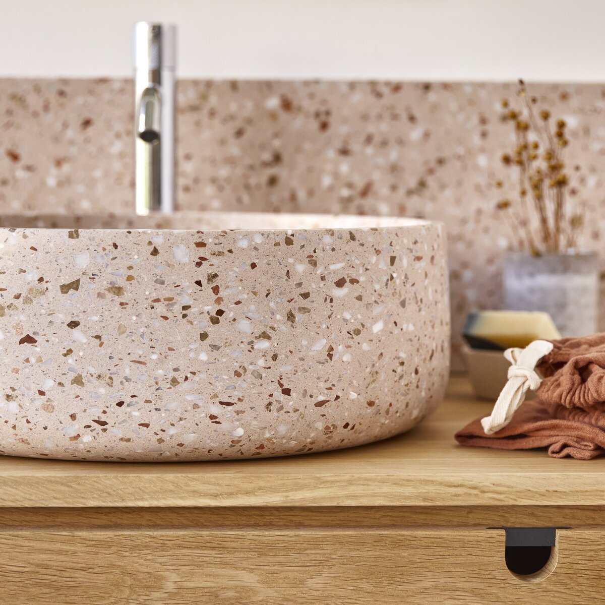 Ronde wastafel van premium pink terrazzo 40 cm - Badkamermeubel - Tikamoon