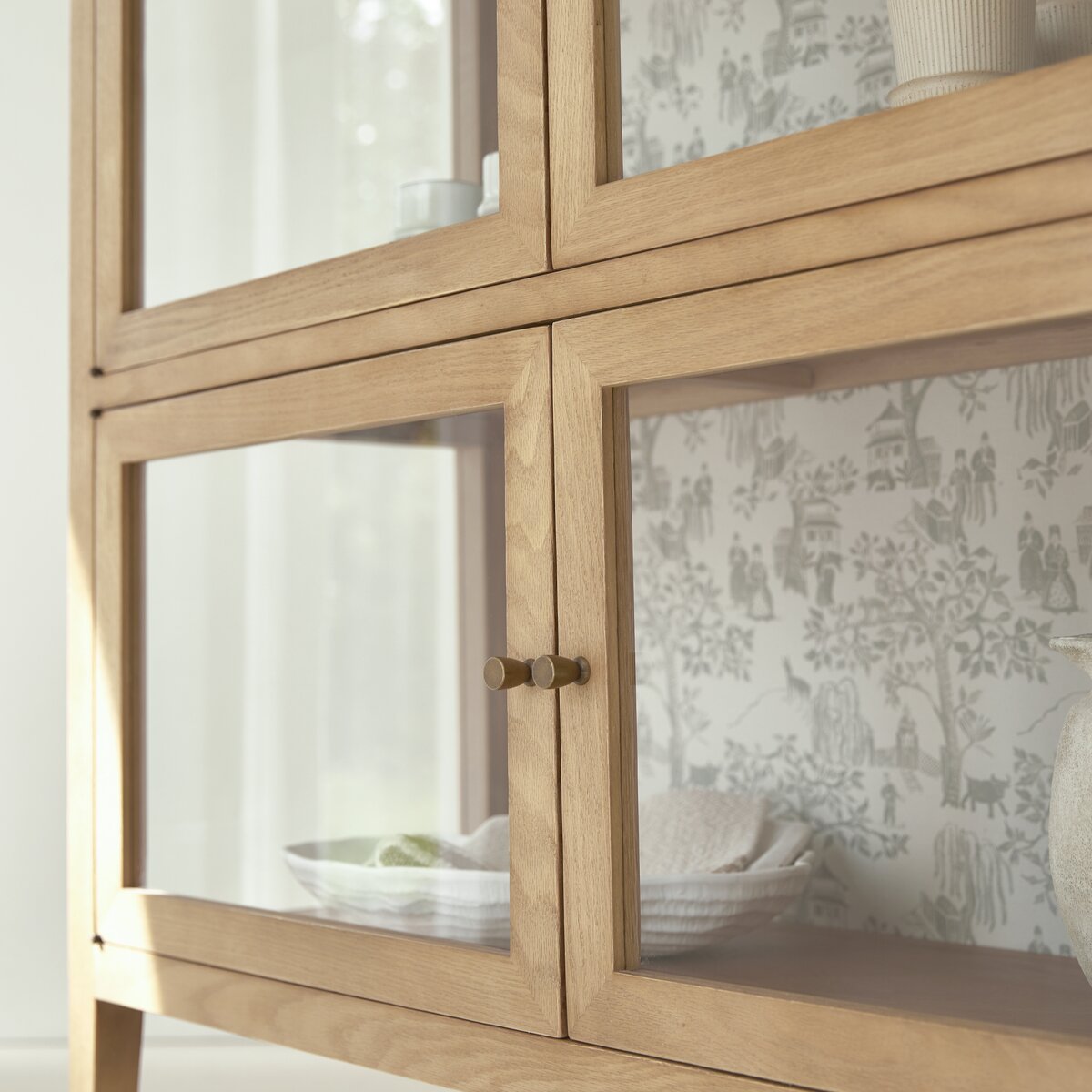Tana - Oak Display cabinet Tana - Oak Display cabinet