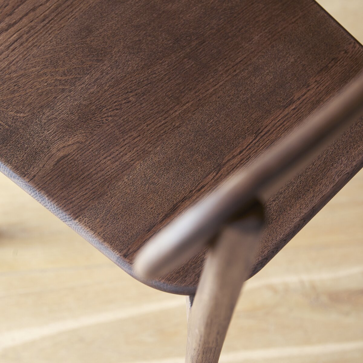 Abel - Set of 2 brown solid oak chairs Abel - Set of 2 brown solid oak chairs