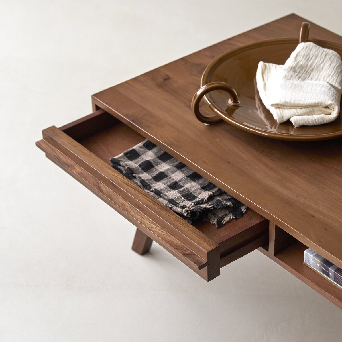 Acacia coffee table 115 x 60 cm Living room furniture Tikamoon