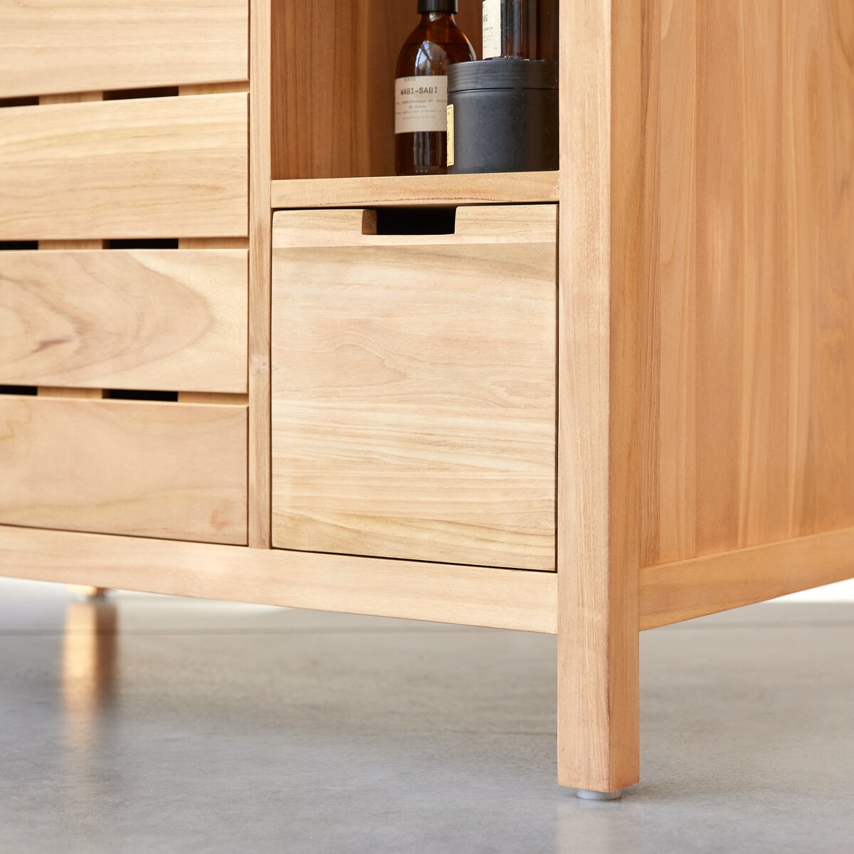 Serena - Waschtischunterschrank aus massivem Teakholz 100 cm Serena - Waschtischunterschrank aus massivem Teakholz 100 cm