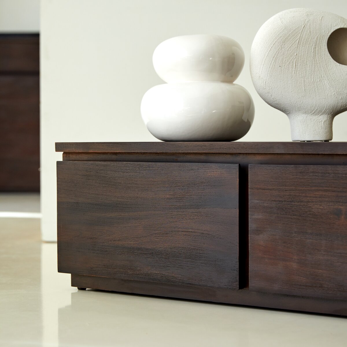 MUEBLE DE COMEDOR DE GRAN CALIDAD, MESA DE TV EN MADERA MACIZA DE CAOBA