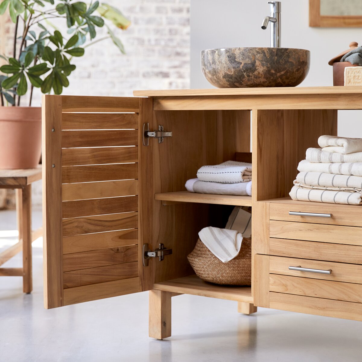 Soho - Waschtischunterschrank aus massivem Teakholz 125 cm Soho - Waschtischunterschrank aus massivem Teakholz 125 cm