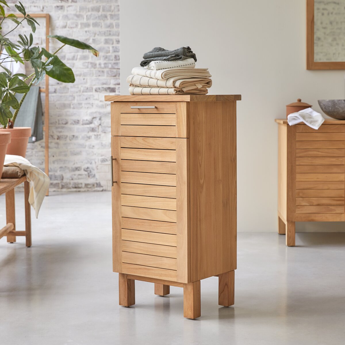 Modular teak bathroom set Bathroom storage column range Tikamoon